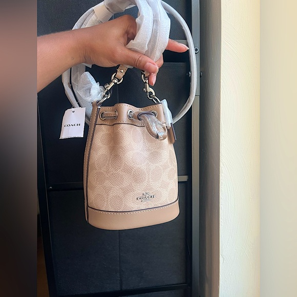 Coach Mini Bucket Bag In Signature Canvas CW299 - Picture 1 of 10